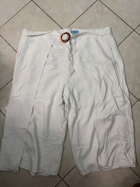White women’s  Linen-Blend Casual Pants with Tortoiseshell Buckle